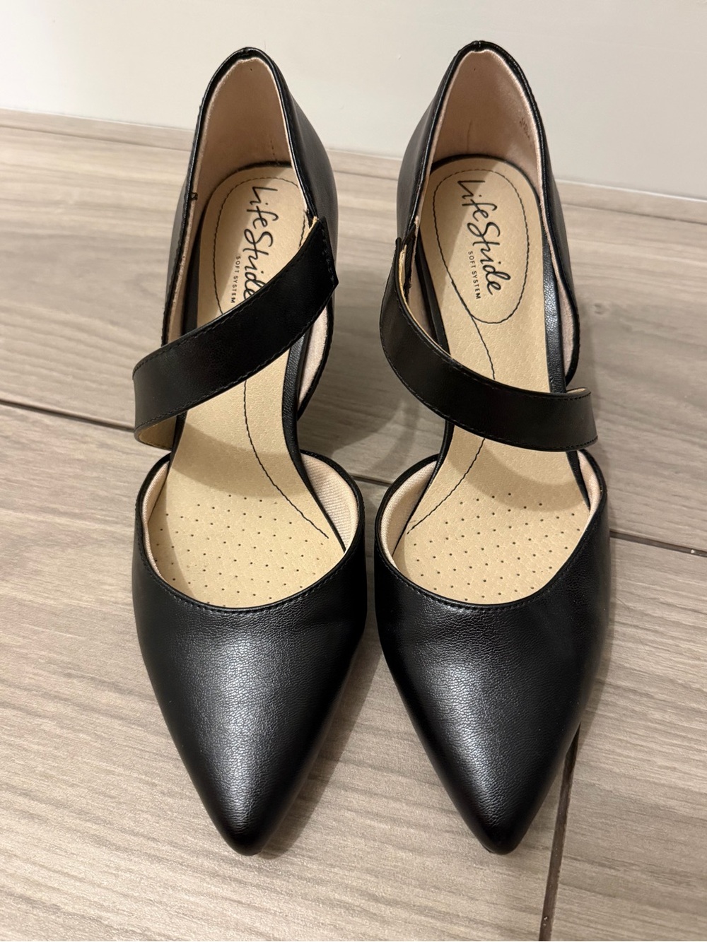 Life Stride Black Pointed-Toe Mary Jane Heels with Cross Strap
